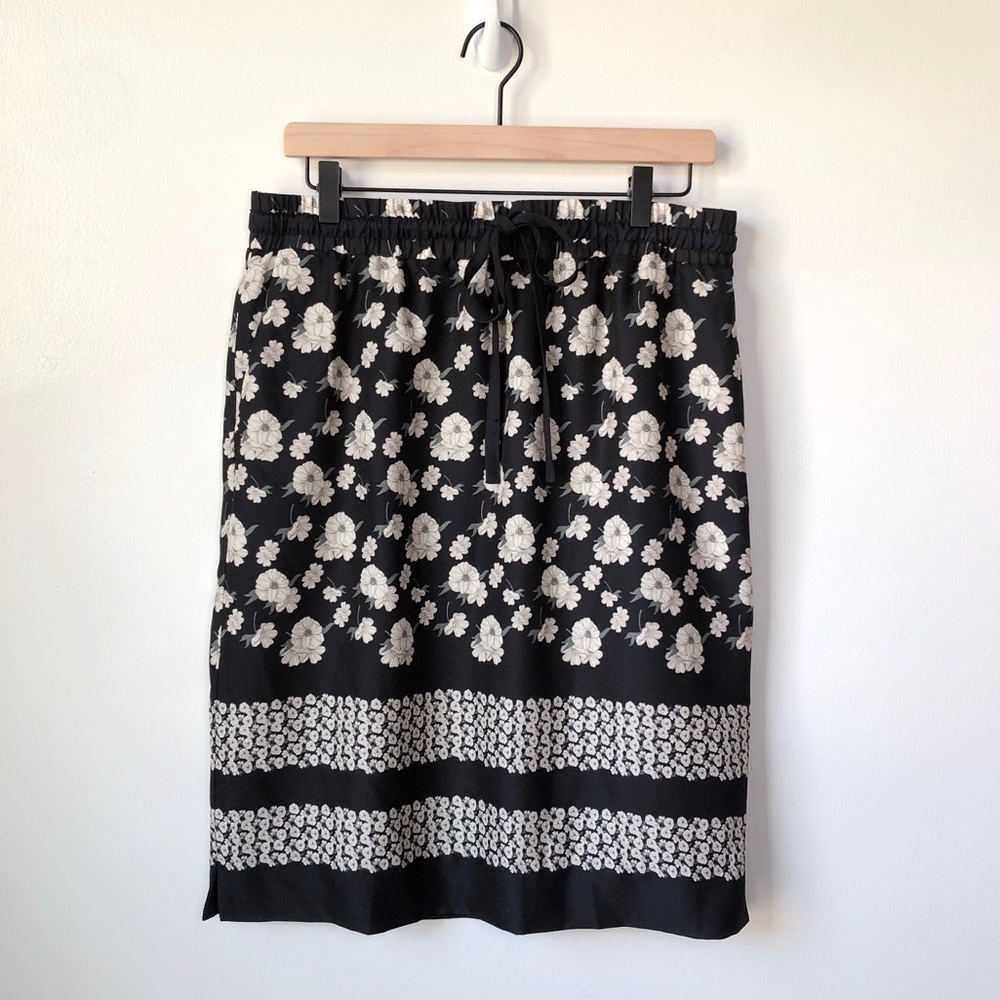 Downeast Black Floral Skirt